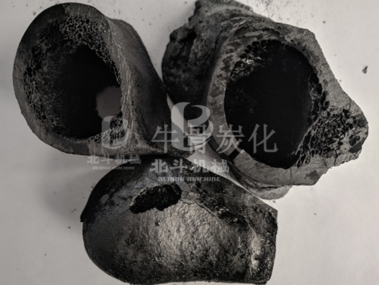 牛骨黄色性爱大香蕉.jpg